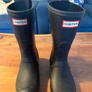 Women’s black Hunter Willie’s size 6